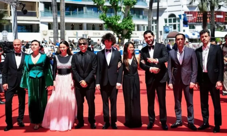 ¡Increíble! ‘Anora’ triunfa en los Óscar 2025 con una historia conmovedora.