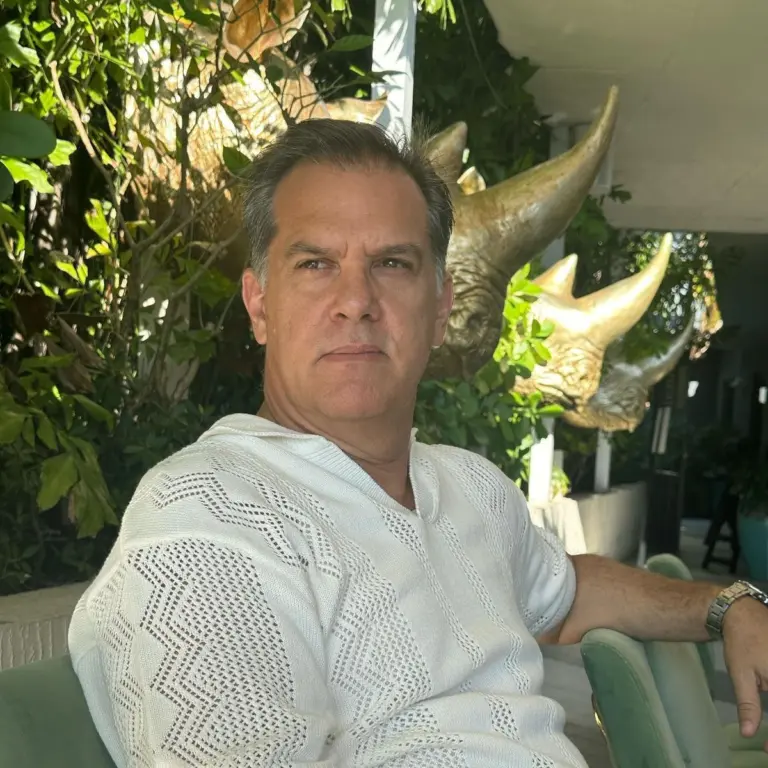 Roberto Angelelli revela secretos de su vida tras el escándalo mediático que lo afectó