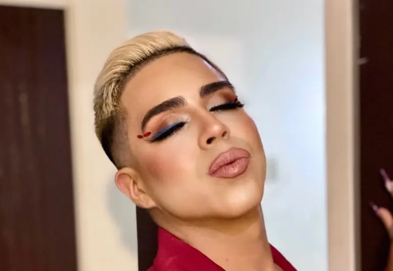 ¡La Víbora de Ecuador se transforma en Francesca y marca historia!
