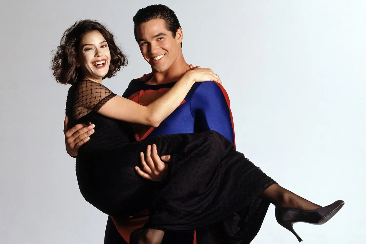 Los secretos detrás de las dolorosas acrobacias de Teri Hatcher y Dean Cain- Últimas noticias Ecuador
