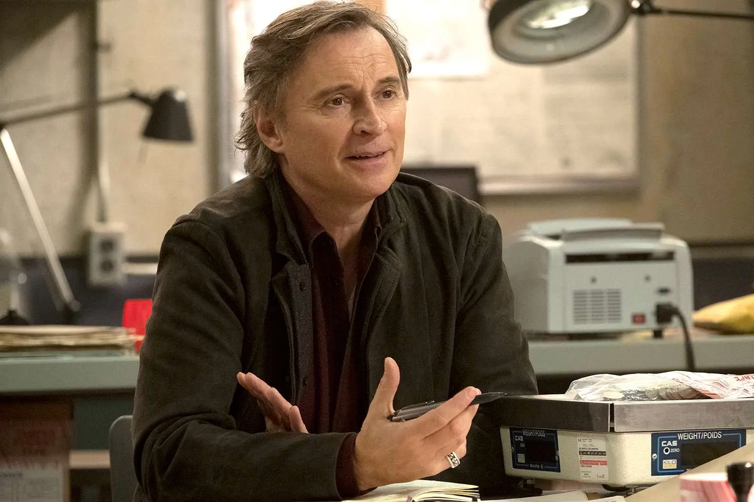 Robert Carlyle revela su lado detective como Sherlock Holmes en Watson- Últimas noticias Ecuador