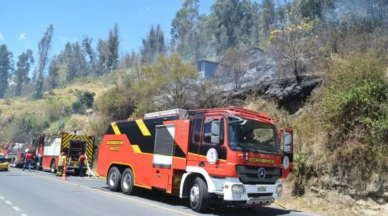 Notificación de infracción por quema a cielo abierto- Últimas noticias Ecuador