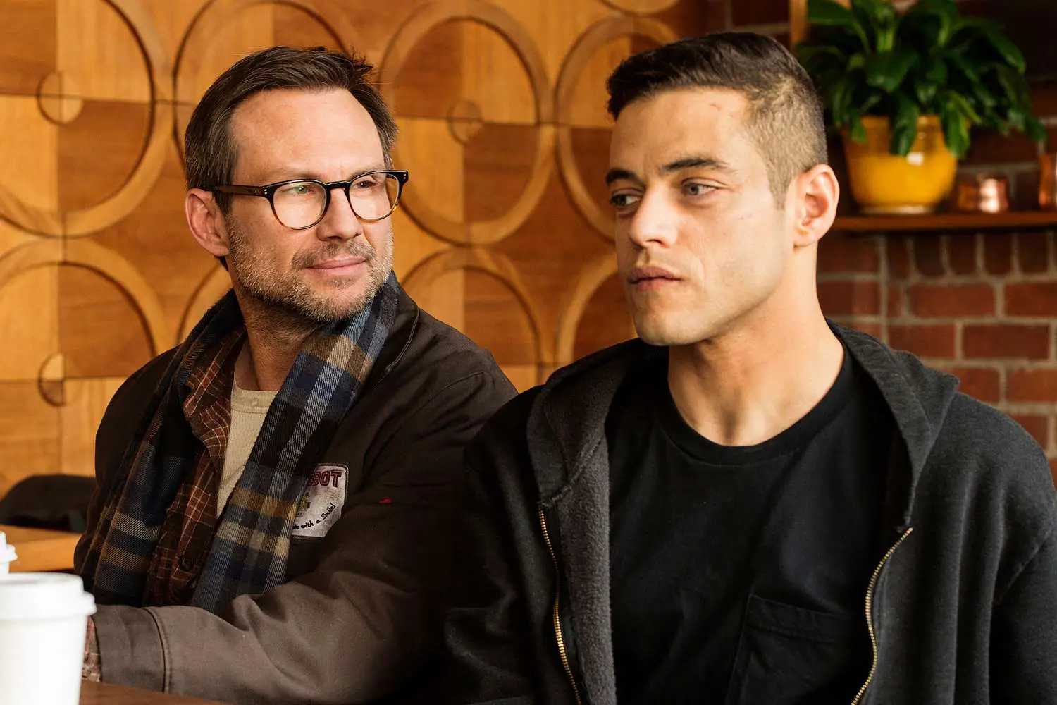 Descubre por qué Mr. Robot es el thriller que necesitas ver en Netflix ahora mismo- Últimas noticias Ecuador