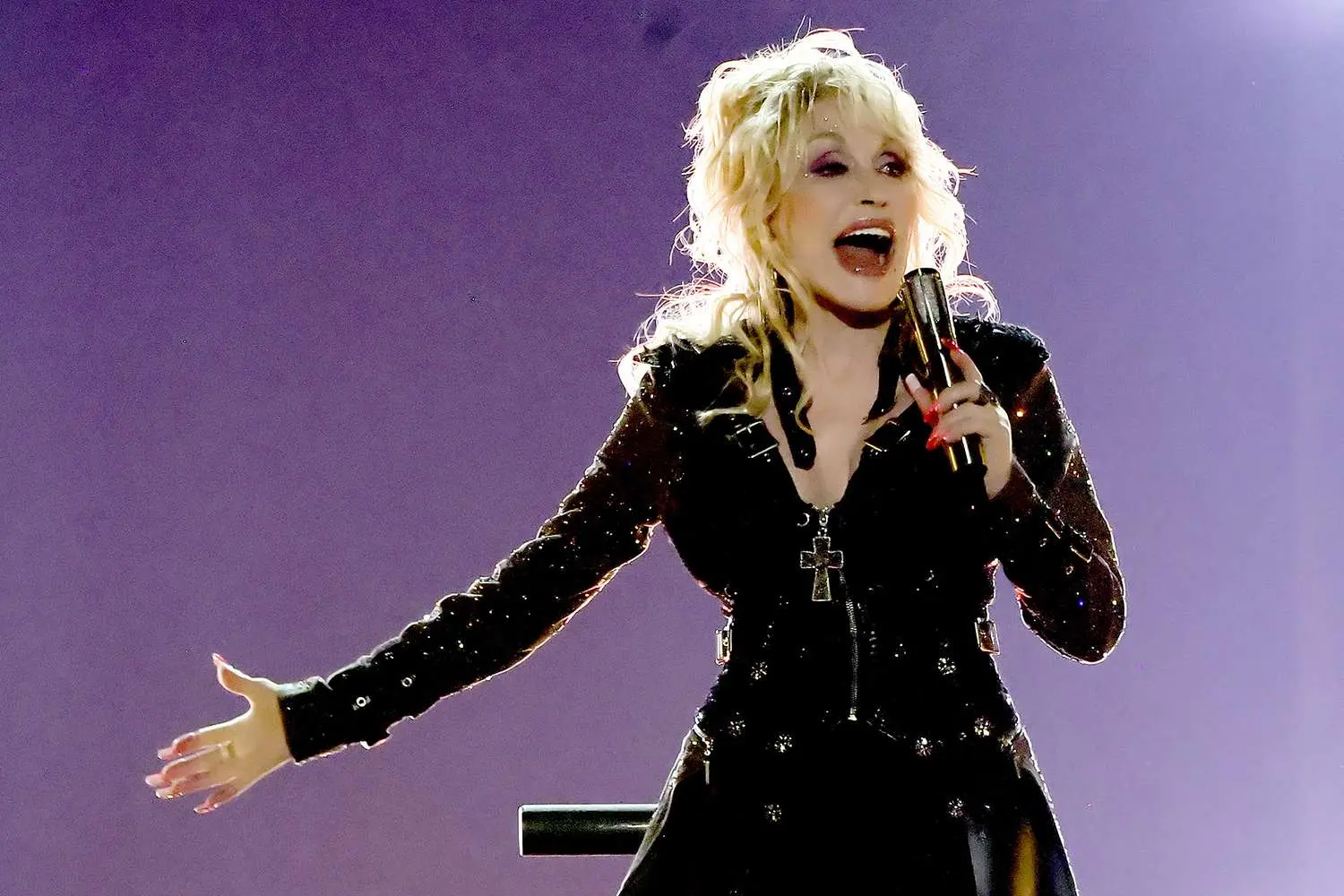 Dolly Parton revela el dolor tras la muerte de su esposo, no puede componer todavía- Últimas noticias Ecuador