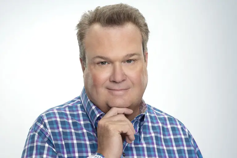 ¡Increíble! Eric Stonestreet revela las frases de Cam Tucker que todos quieren escuchar.