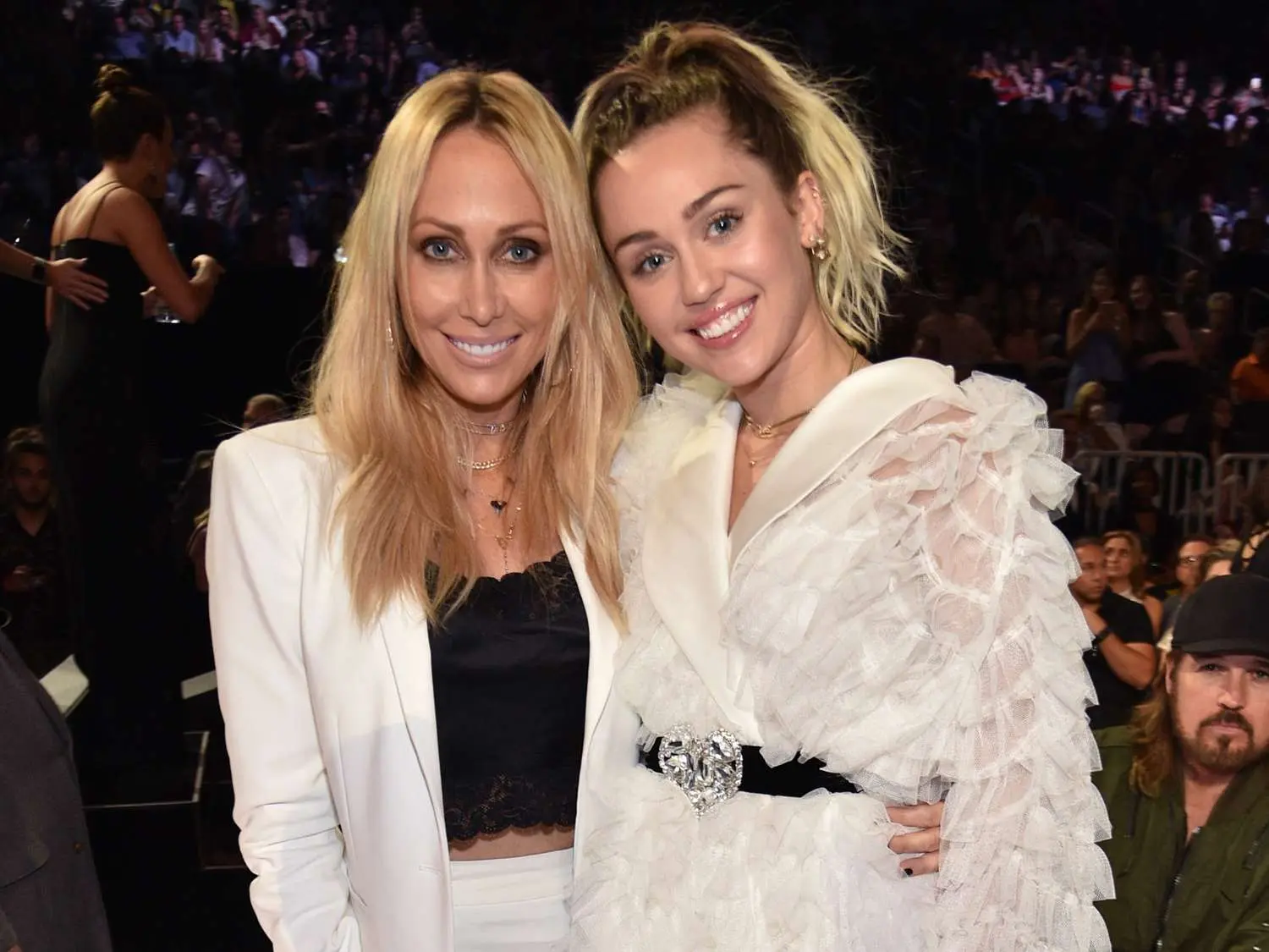 La alocada historia de Tish Cyrus y una brownie de marihuana en una fiesta- Últimas noticias Ecuador