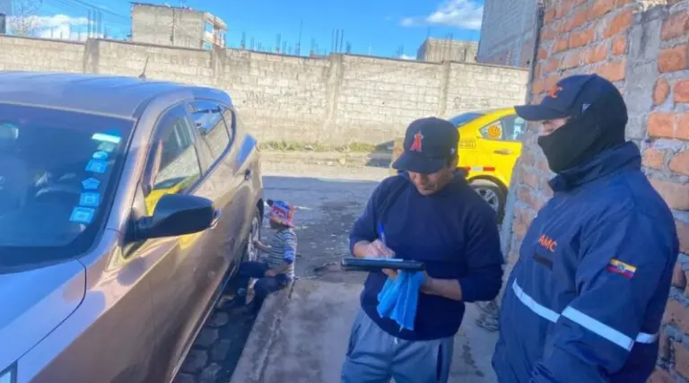 Sancionan a ciudadano por uso indebido de agua potable