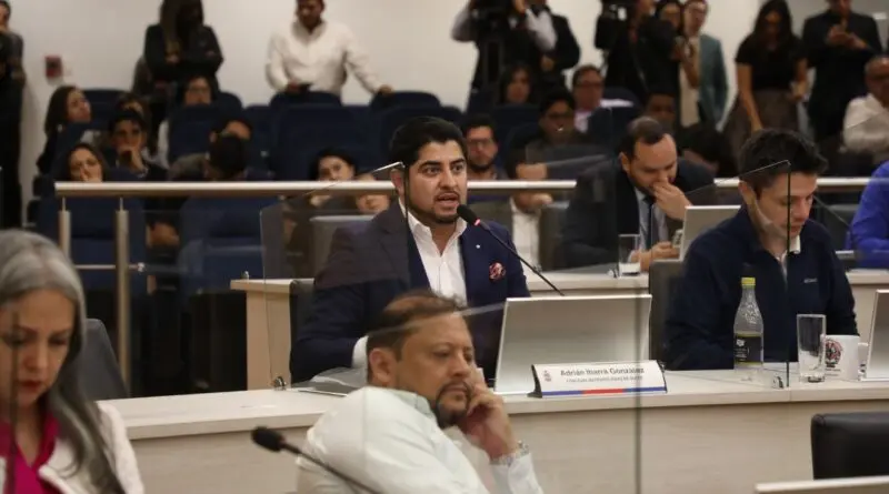 Concejales apoyan propuesta de eliminar contribución especial- Últimas noticias Ecuador