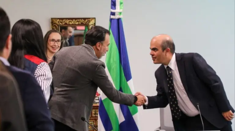 Quito presenta plan de seguridad ante la CAF