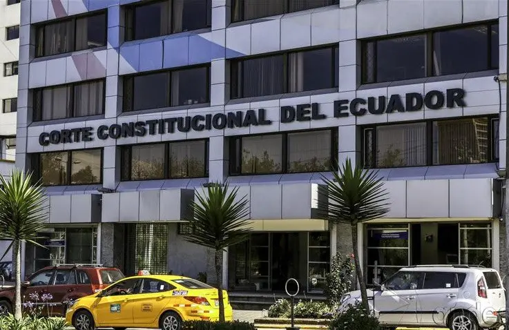 La Corte enfrenta un dilema sobre leyes fundamentales- Últimas noticias Ecuador