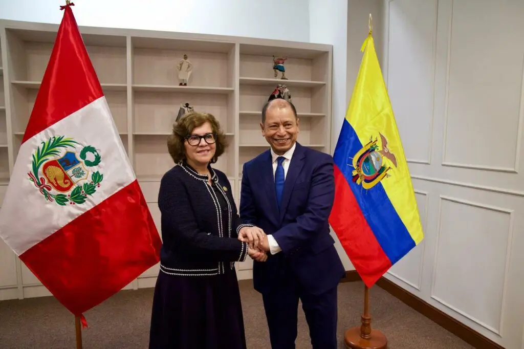 Ecuador y Perú buscan transformar el empleo en la región- Últimas noticias Ecuador