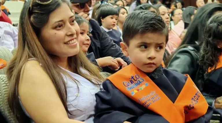 Graduación de niños en Centros de Desarrollo Infantil