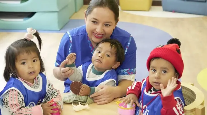 Más de 160 niños continúan su educación en Quito- Últimas noticias Ecuador