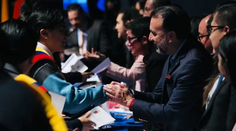 Incentivos municipales buscan reducir la deserción escolar- Últimas noticias Ecuador