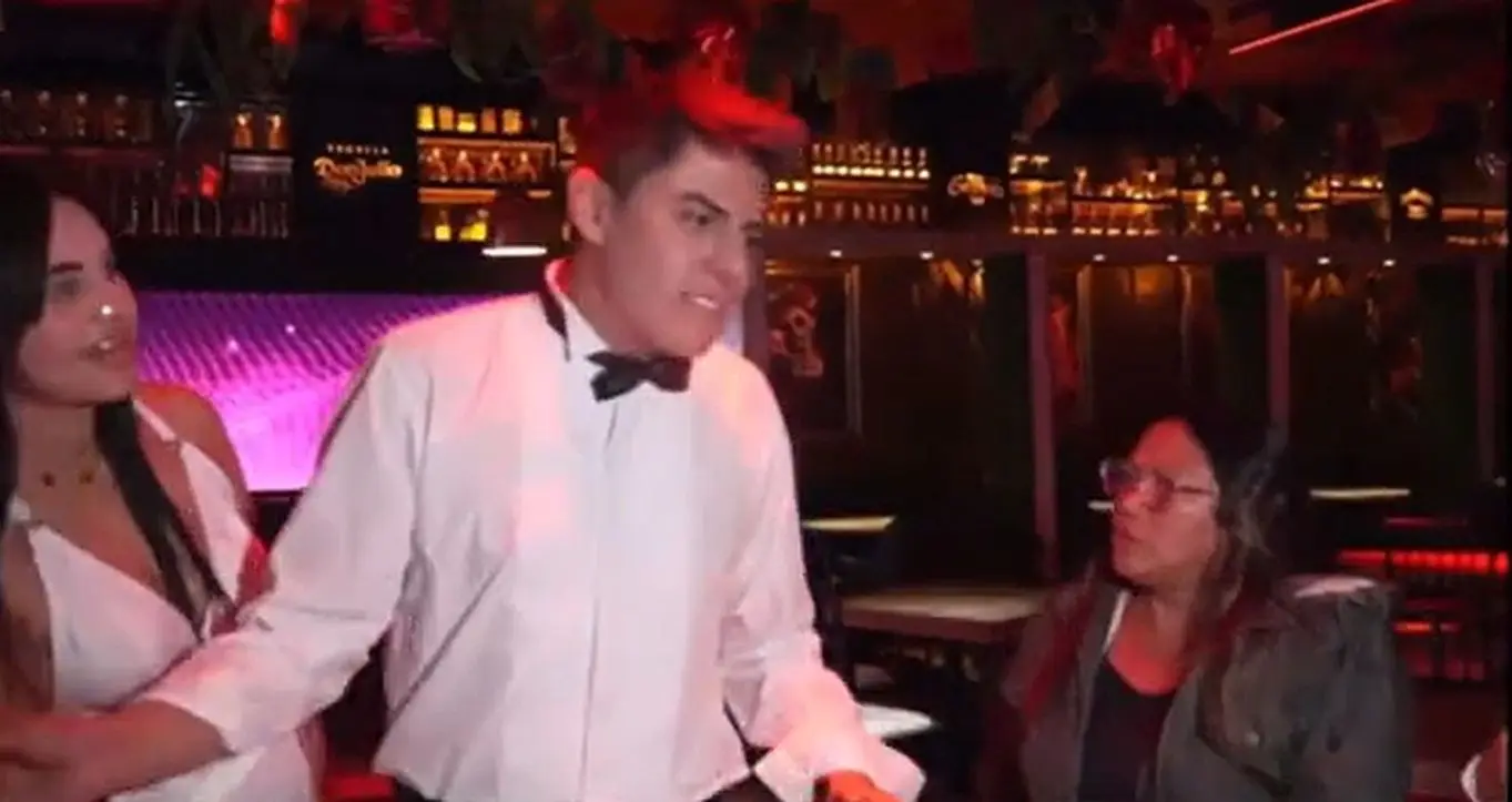 Un influencer se ve obligado a abandonar su hogar tras una noche en un cabaret- Últimas noticias Ecuador