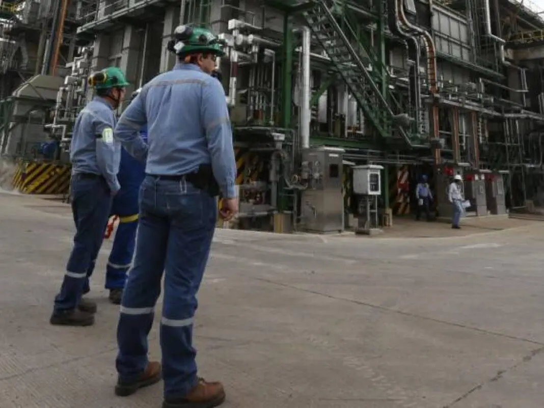 Crisis en Petroecuador: despidos masivos desatan controversia nacional- Últimas noticias Ecuador