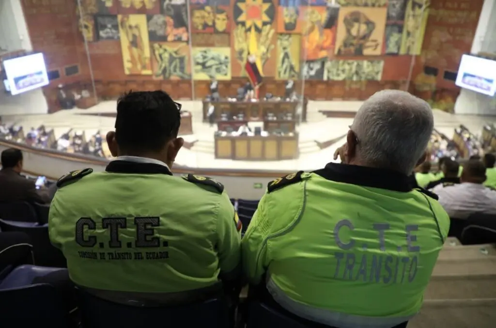 Impactante decisión de la Asamblea Nacional deja en suspenso jubilaciones para vigilantes de CTE- Últimas noticias Ecuador