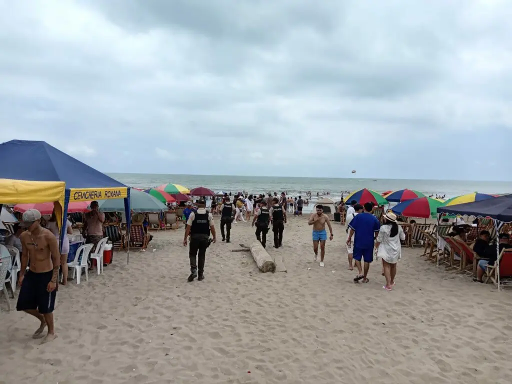 Esmeraldas florece: el turismo genera 3 millones en un feriado sorprendente- Últimas noticias Ecuador