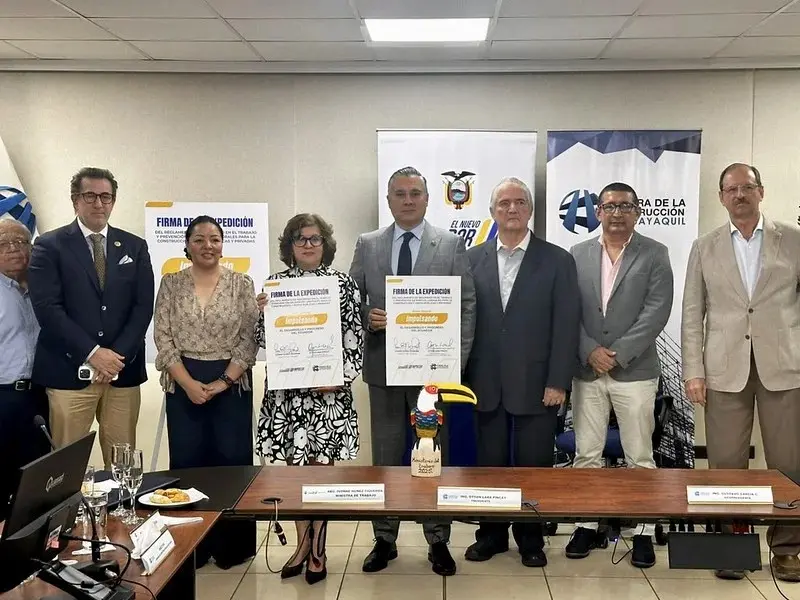 Revolución en la construcción: nuevo reglamento laboral en Ecuador- Últimas noticias Ecuador