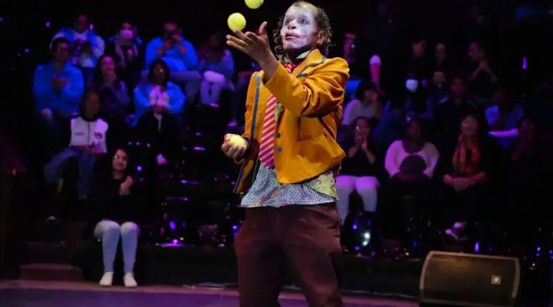 Presentación teatral de habitantes de calle en Quito- Últimas noticias Ecuador