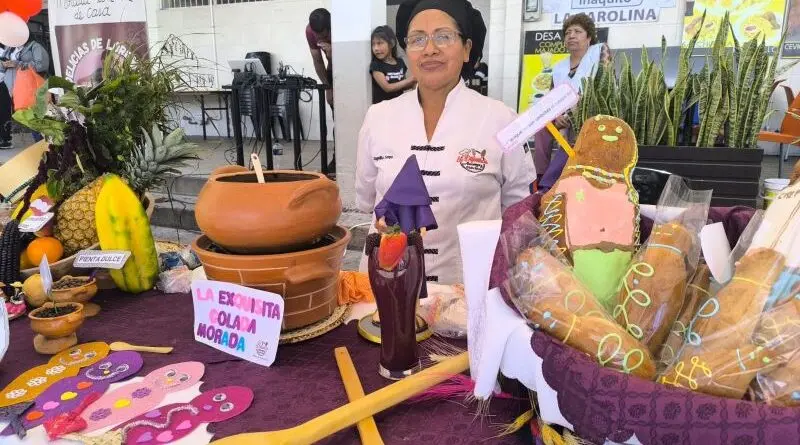 Celebración de colada morada en los mercados de Quito- Últimas noticias Ecuador