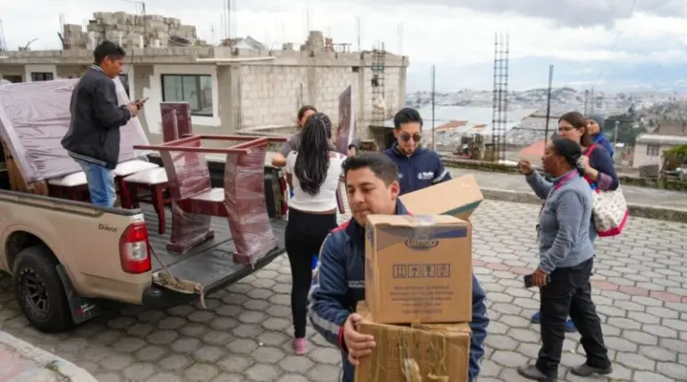 Ayuda humanitaria en Quito beneficia a 570 personas