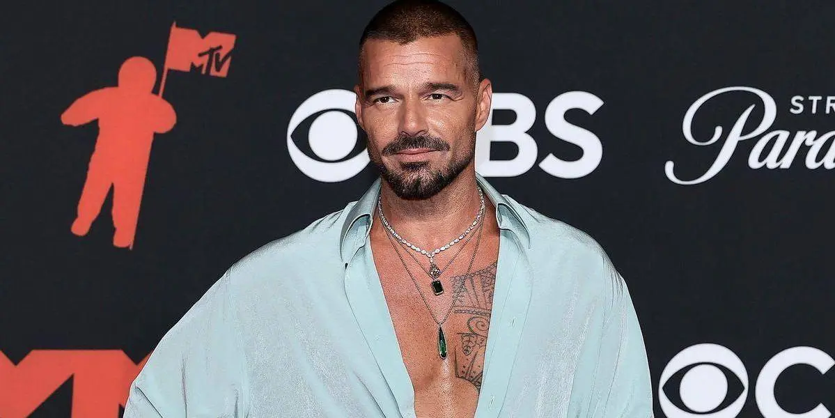 Ricky Martin desafía el tiempo con una selfie que deja sin aliento- Últimas noticias Ecuador