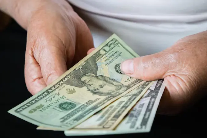 Un cambio en el salario básico de Ecuador se aproxima- Últimas noticias Ecuador