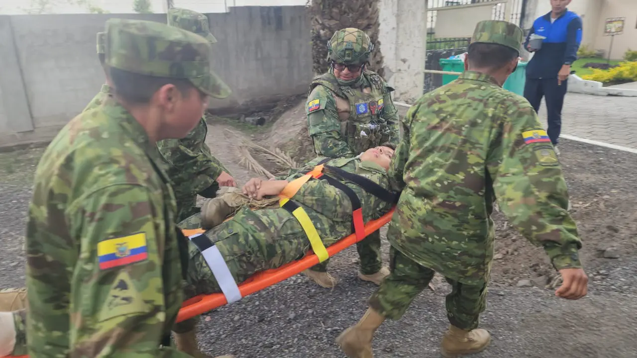 Violencia en Otavalo: Fuerzas Armadas enfrentan ataques graves- Últimas noticias Ecuador