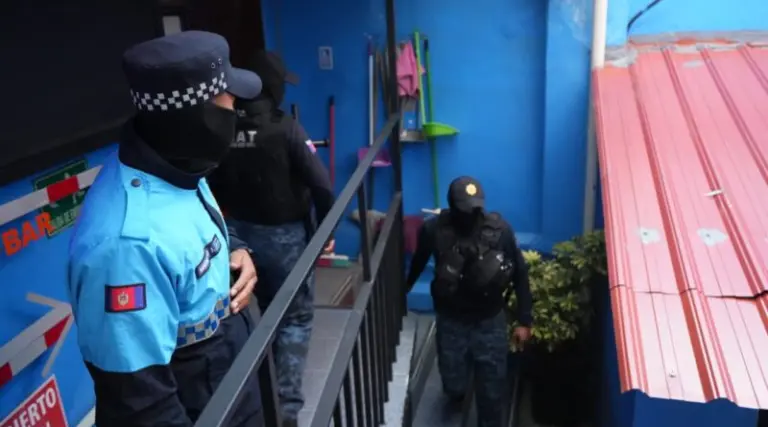 Operativos en La Mariscal: 52 locales intervenidos