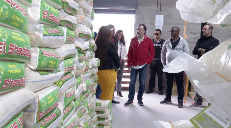 Inauguran Comisariato de Trabajadores en Quito