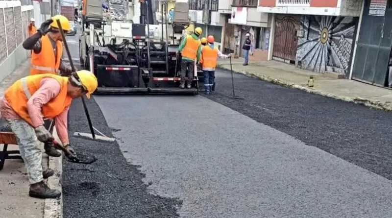 Quito reanuda obras viales tras escasez de asfalto- Últimas noticias Ecuador