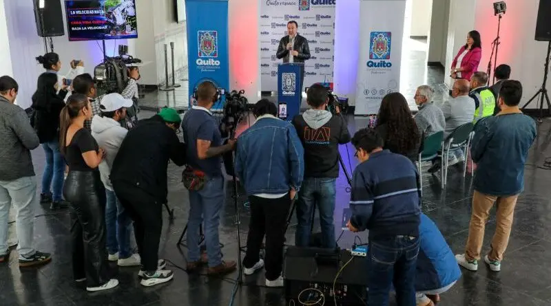 Restricción de transporte pesado en rutas principales- Últimas noticias Ecuador