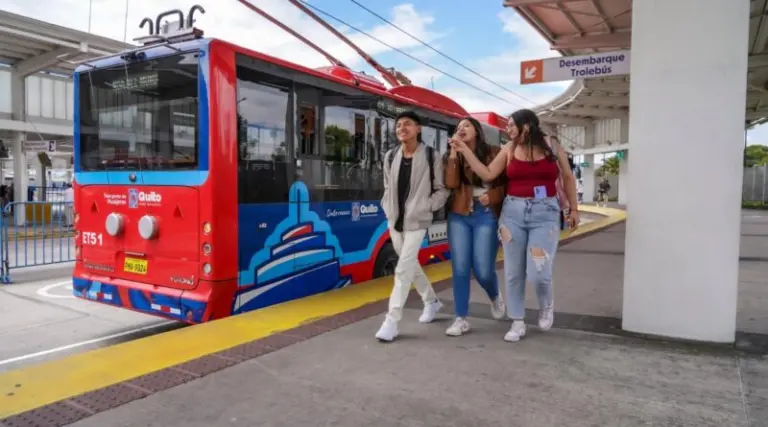 Nuevas normas para el transporte público en Quito