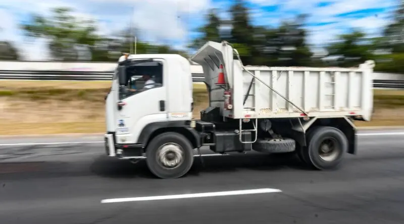 Restricciones de transporte pesado en Ruta Viva y Simón Bolívar- Últimas noticias Ecuador