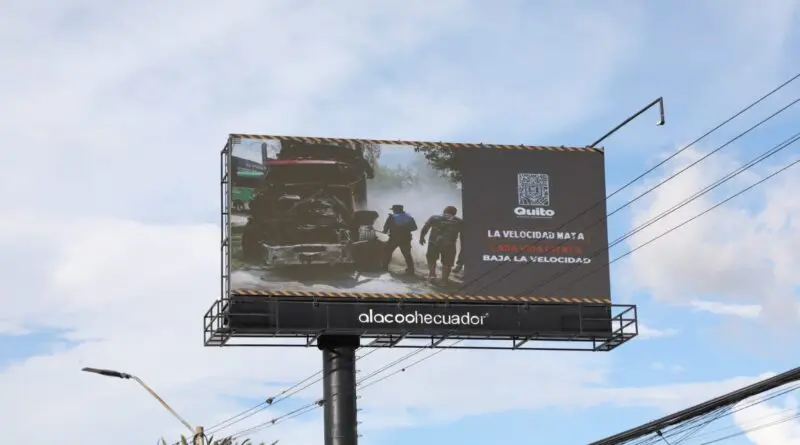 Campaña de Seguridad Vial en Vallas Publicitarias de Quito- Últimas noticias Ecuador