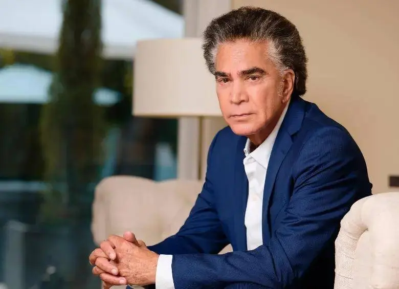 El Puma Rodríguez es echado de un avión en pleno choque con la tripulación- Últimas noticias Ecuador