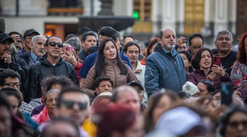 Quito celebra la entrega de títulos de propiedad- Últimas noticias Ecuador