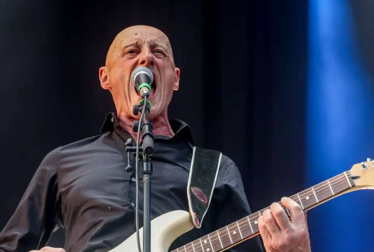 La muerte de Jorge Martínez reaviva la pasión por Ilegales en Ecuador- Últimas noticias Ecuador