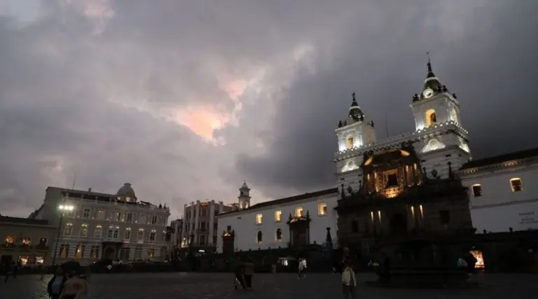Quito celebra el amor en su Centro Histórico