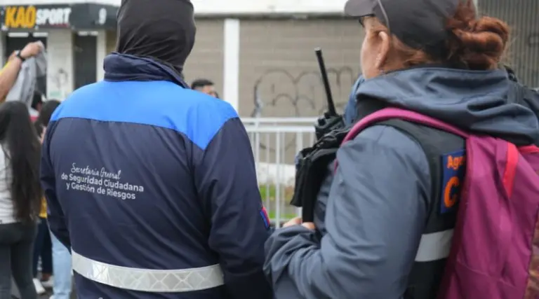 Operativo de seguridad en evento deportivo en Quito