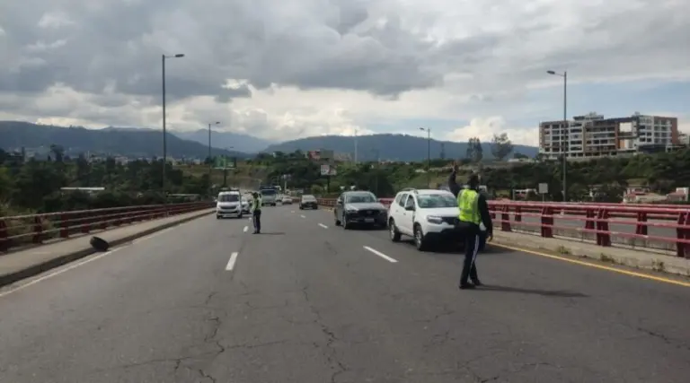 Operativo de tránsito para retorno tras feriado en Quito