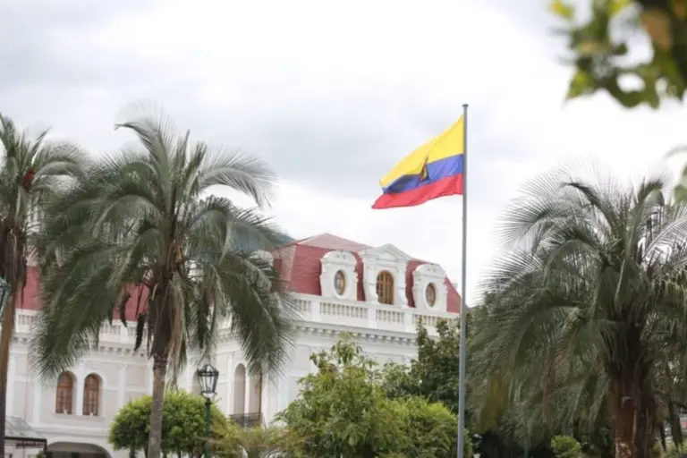 Alerta de Cancillería para ecuatorianos en México