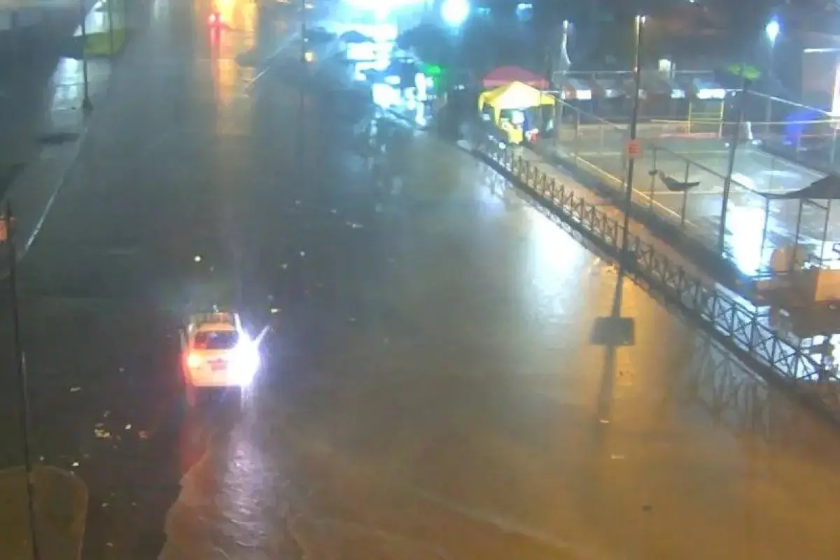 Intensas Lluvias Devastan Guayaquil Esta Mañana- Últimas noticias Ecuador