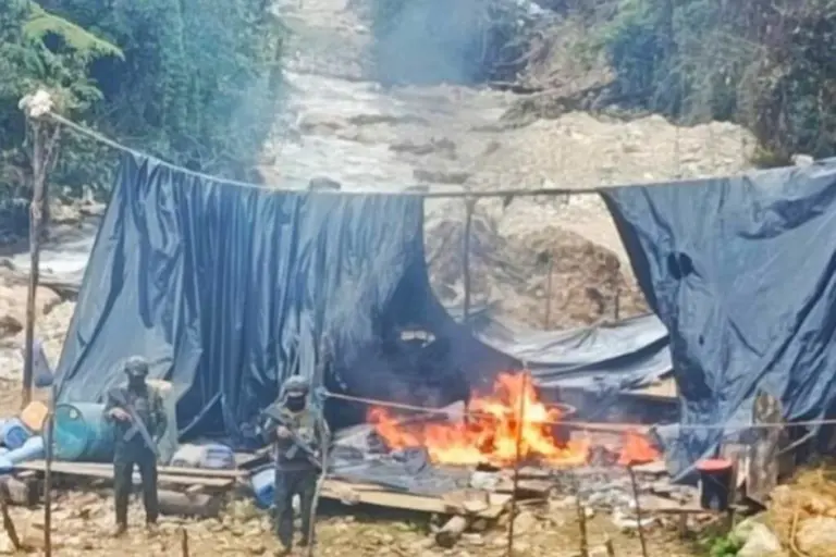Operativos militares contra minería ilegal en Ecuador