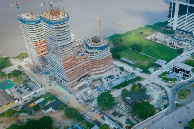 Nuevas obras mejoran Puerto Santa Ana en Guayaquil