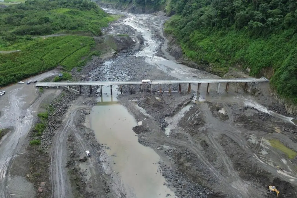 Gobierno inaugura dique para proteger hidroeléctrica- Últimas noticias Ecuador