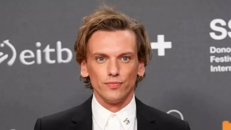 Jamie Campbell Bower en Ecuador: un encuentro inolvidable para los fans