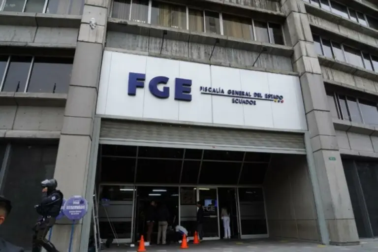 Avanza concurso para fiscal general