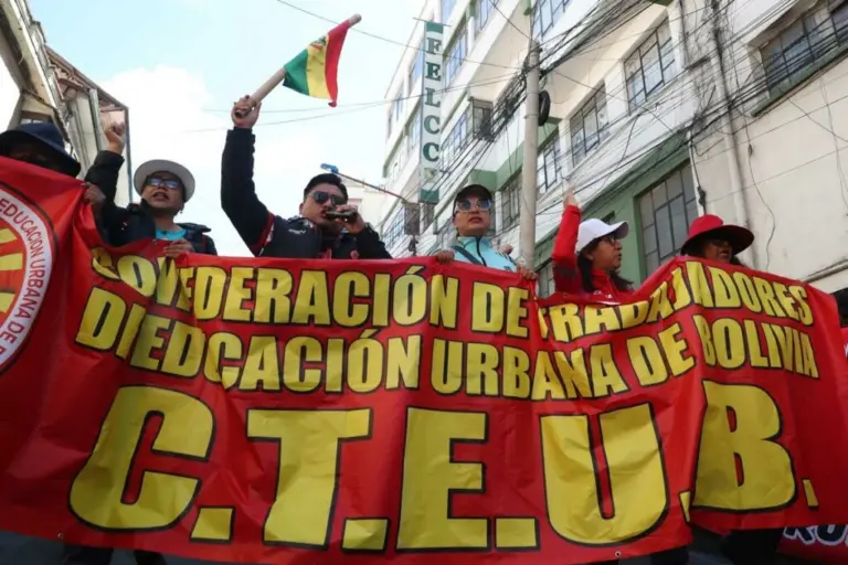 Paz condena violencia sindical en Bolivia